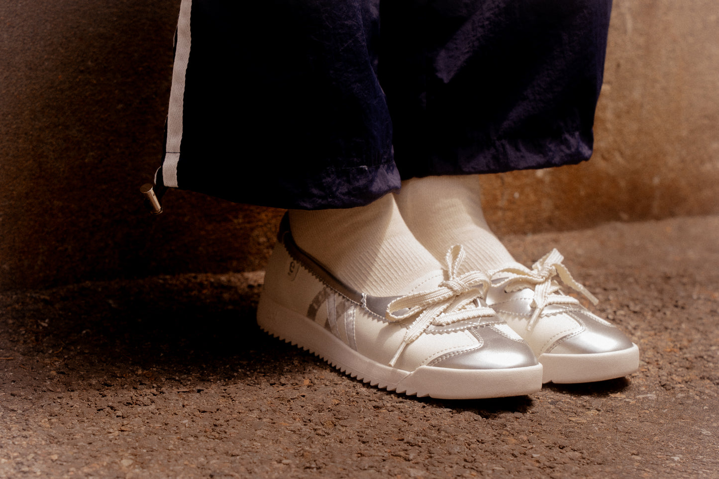 Bonita (Off White/Silver)