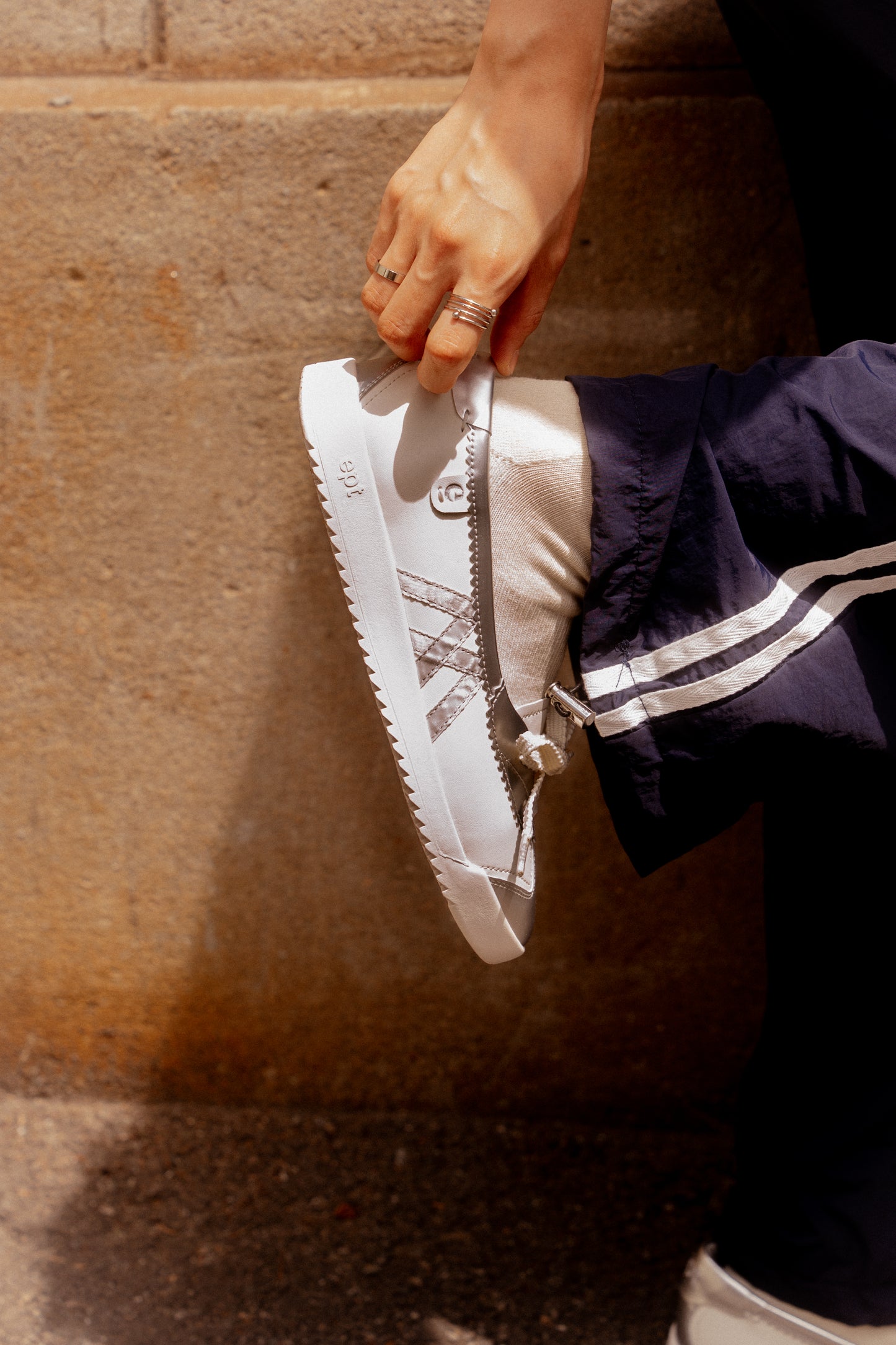 Bonita (Off White/Silver)