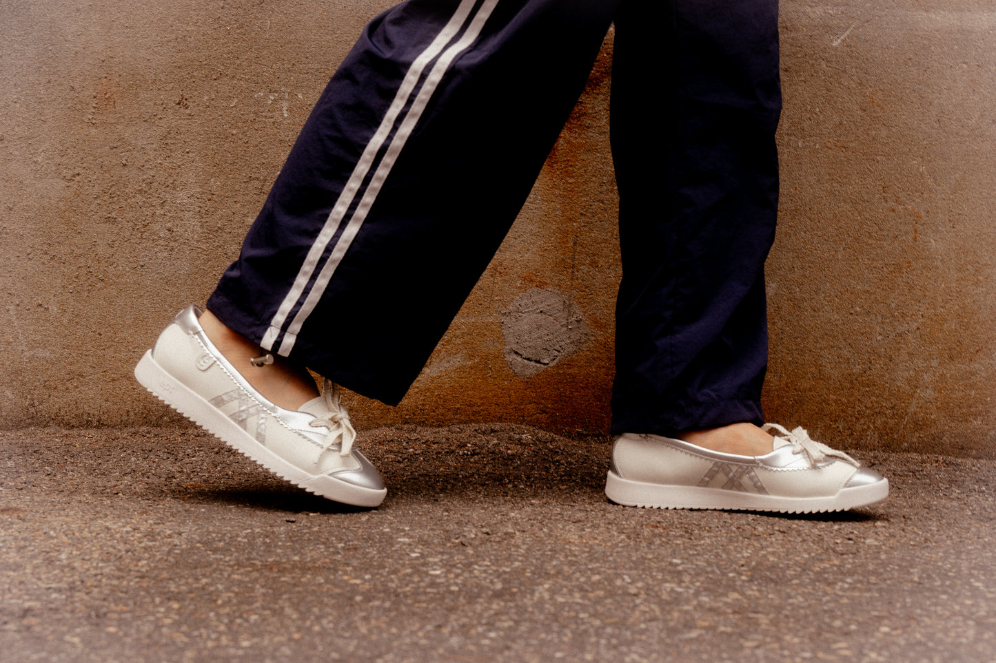 Bonita (Off White/Silver)