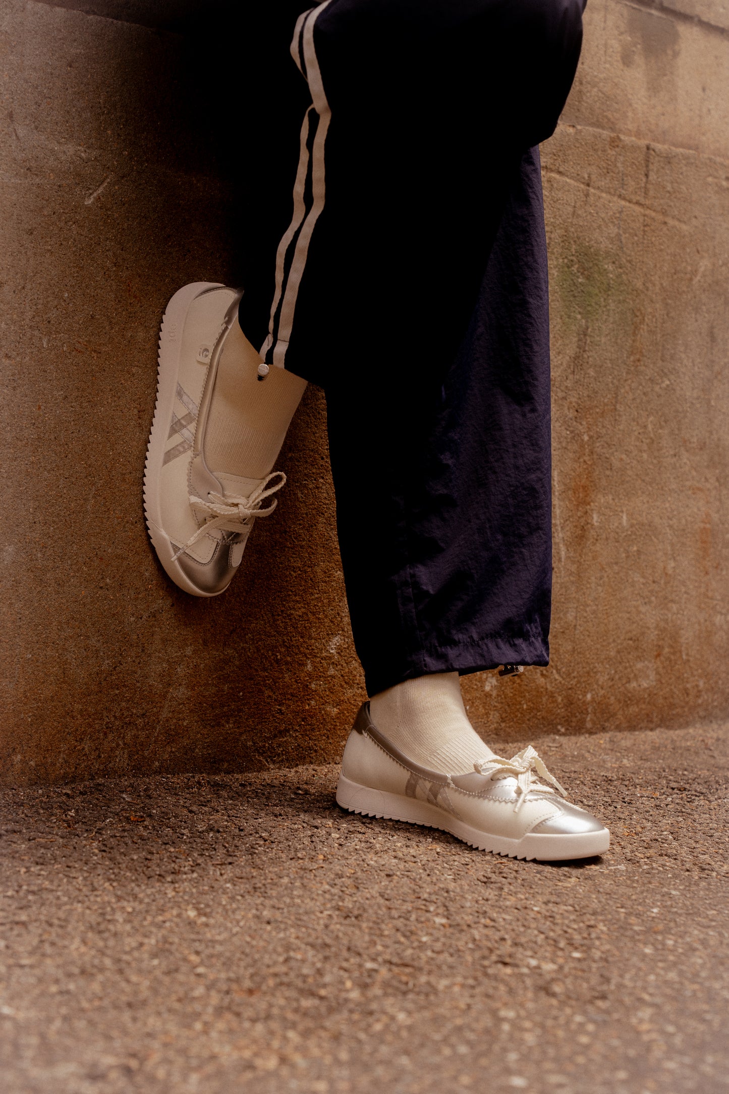 Bonita (Off White/Silver)