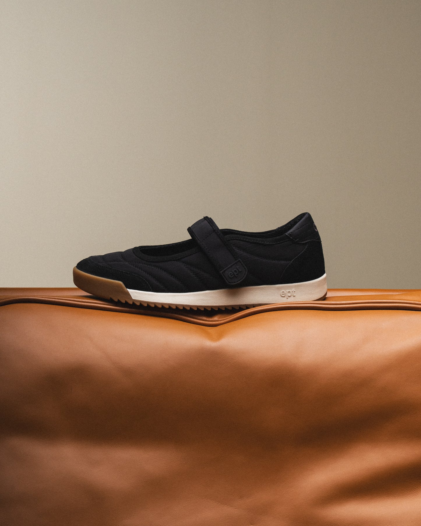 Betty (Black)