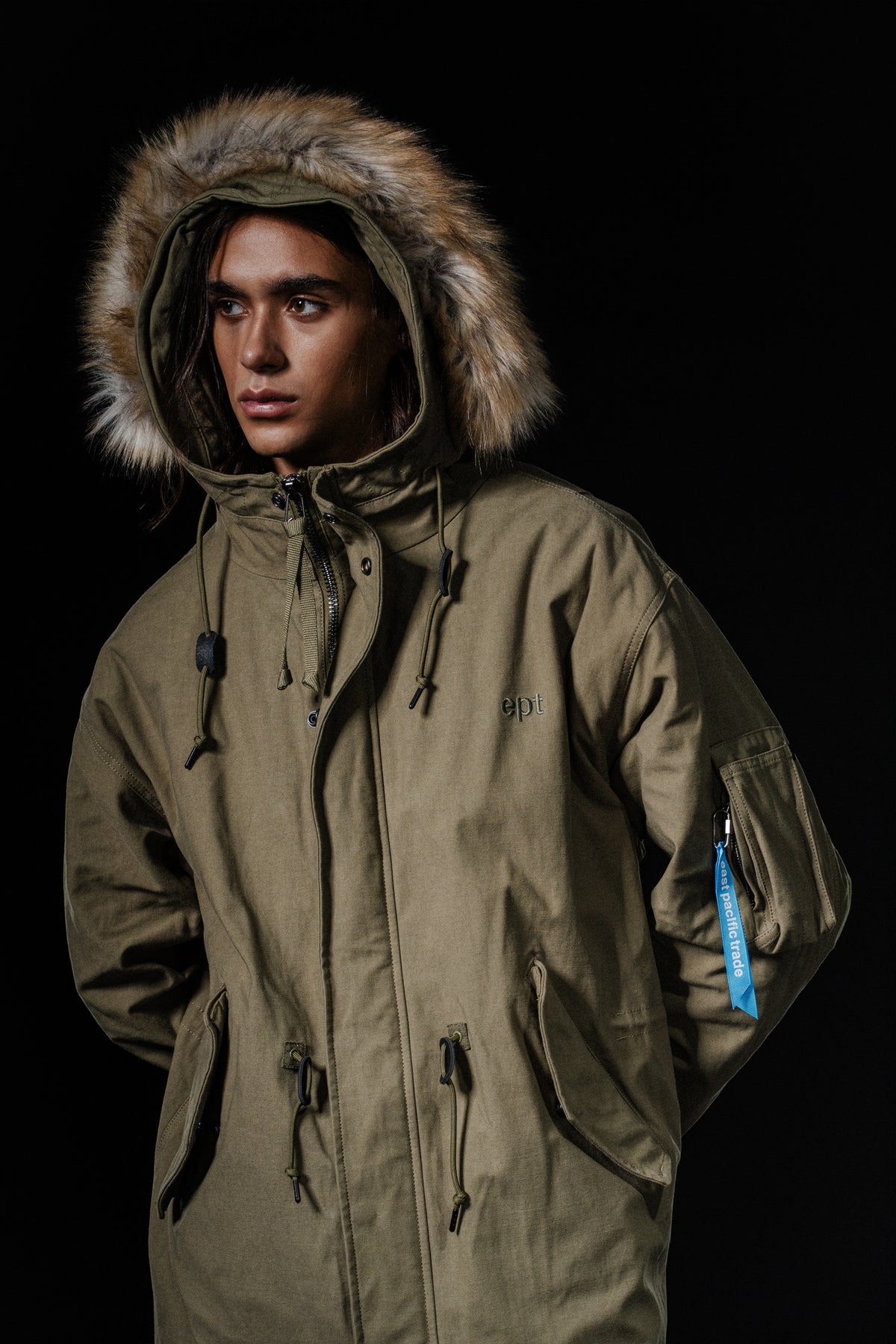 EPT X ALPHA Fishtail & Liner (Olive)