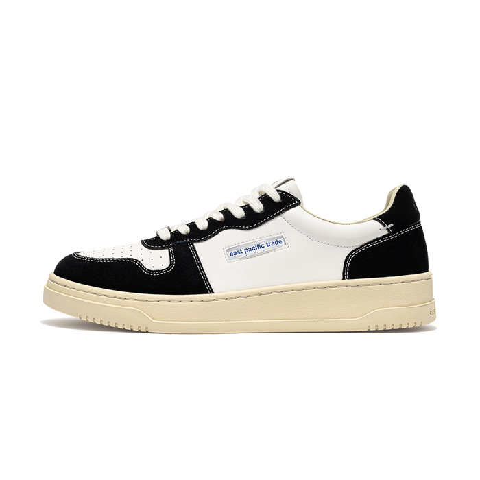 Court (Black/White)