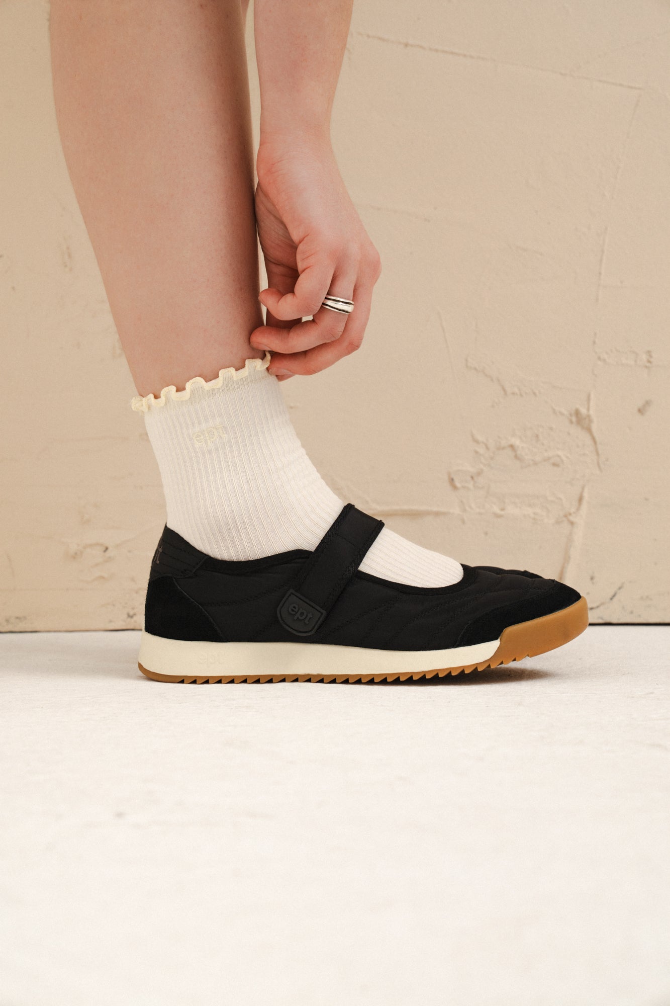 Betty (Black)